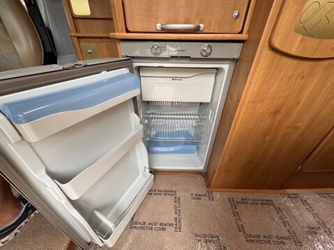 IH Motorhomes TIO RL AUTOMATIC MAXI 160 BHP 17