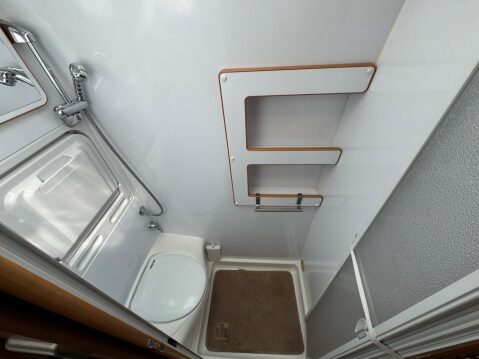 IH Motorhomes TIO RL AUTOMATIC MAXI 160 BHP 26