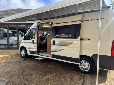 Auto-Trail Tribute 669 1 OWNER TWIN DOUBLE BEDS A MUST SEE 25