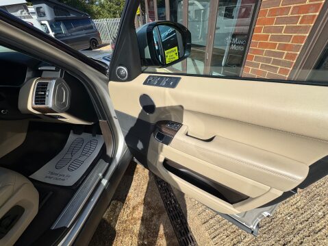 Land Rover Range Rover Sport SDV6 HSE 19