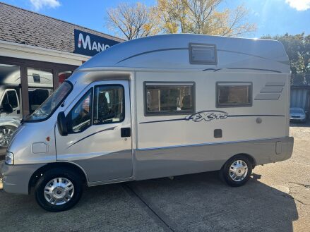 Hymer Exsis-I EK LHD DROP DOWN DOUBLE BED 