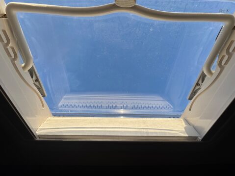 Autocruise Oakmont ISLAND BEDROOM, 4 BERTH COACH BUILT 14