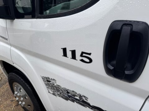 Elddis Autoquest 155 LOW PROFILE 2 BERTH COACH BUILT 4