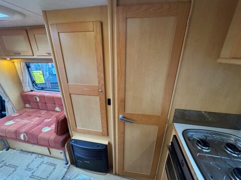 Elddis Autoquest 155 LOW PROFILE 2 BERTH COACH BUILT 21