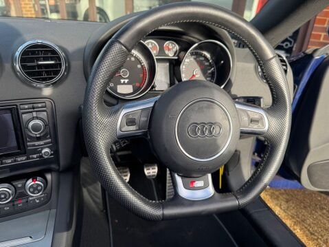 Audi TT TFSI BLACK EDITION ROADSTER 15