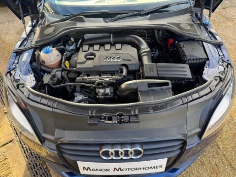 Audi TT TFSI BLACK EDITION ROADSTER 22