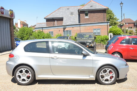 Alfa Romeo 147 GTA 3.2V6 24V 7