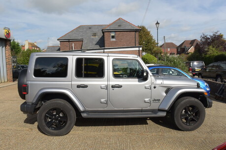 Jeep Wrangler NIGHT EAGLE UNLIMITED 10