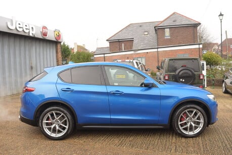 Alfa Romeo Stelvio TB MILANO EDIZIONE 12