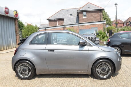 Fiat 500e ICON 12