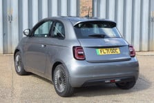 Fiat 500e ICON 8