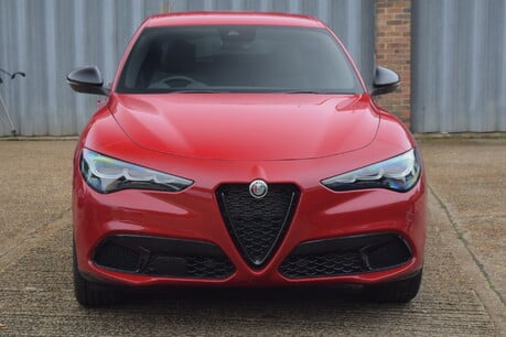 Alfa Romeo Stelvio 280BHP 2.0T Auto Veloce Q4 AWD Euro 6 (s/s) 5dr 3