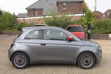 Fiat 500e Red 14
