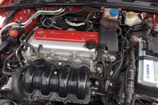 Alfa Romeo Spider 2.2 JTS 20