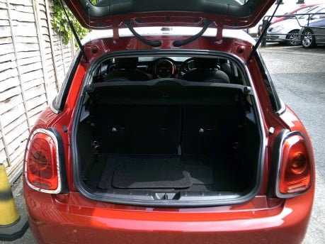 Mini Hatch COOPER ONLY 33,000 MILES FROM NEW 7