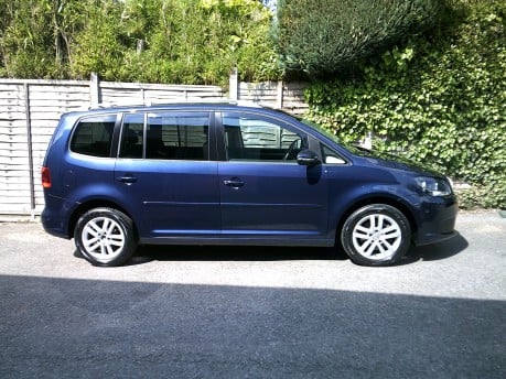 Volkswagen Touran SE TDI BLUEMOTION TECHNOLOGY DSG ONLY 49,000 MILES FROM NEW 4
