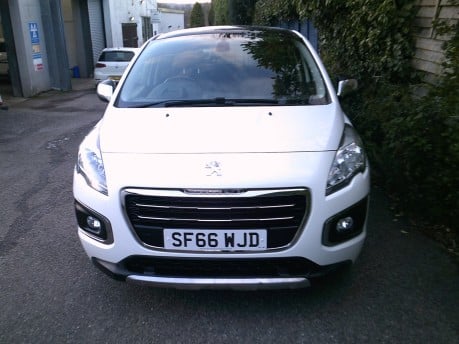 Peugeot 3008 BLUE HDI S/S ALLURE ONLY 36,000 MILES FROM NEW 5