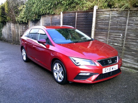 SEAT Leon TSI FR TECHNOLOGY DSG ONLY 38,000 MILES FROM NEW 1