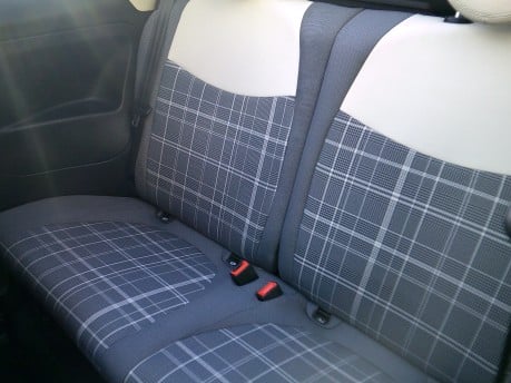 Fiat 500 LOUNGE ONLY 33,000 MILES FROM NEW 18