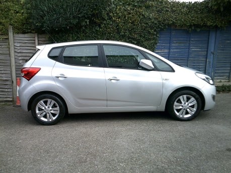 Hyundai ix20 ACTIVE ONLY 35,000 MILES FROM NEW 4