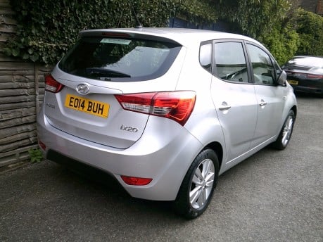 Hyundai ix20 ACTIVE ONLY 35,000 MILES FROM NEW 2