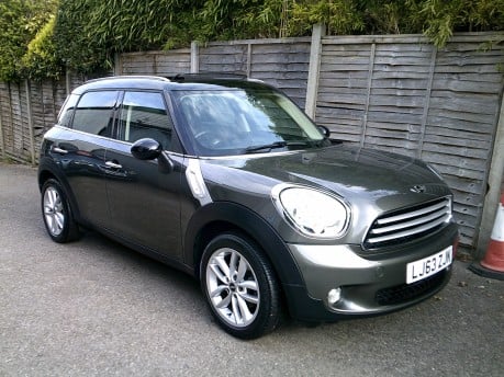 Mini Countryman COOPER ONLY 43,000 MILES FROM NEW 1