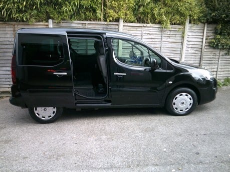Citroen Berlingo Multispace BLUEHDI FEEL EDITION ETG6 THIS IS A WHEELCHAIR ACCESSIBLE VEHICLE 5