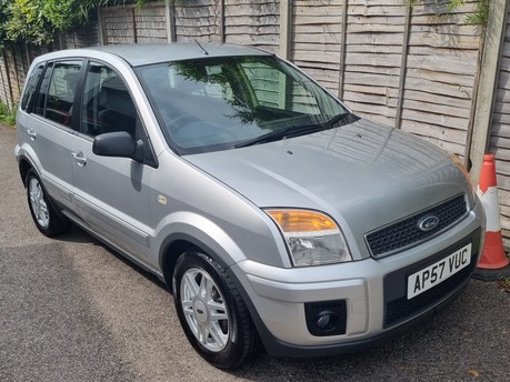 Ford Fusion ZETEC CLIMATE ONLY 31,000 MILES FROM NEW