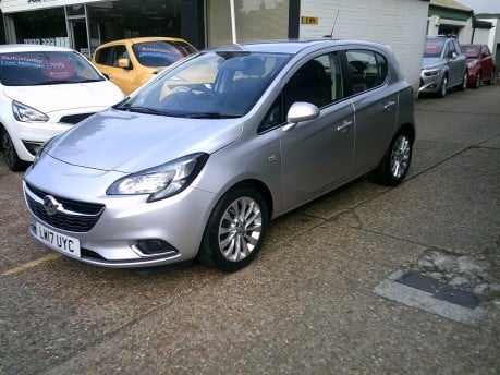 Vauxhall Corsa SE ONLY 12,000 MILES FROM NEW 13