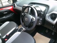 Toyota Aygo VVT-I X-PLAY X-SHIFT ONLY 13,000 MILES FROM NEW 3