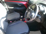 Toyota Aygo VVT-I X-PRESSION ONLY 47,000 MILES FROM NEW 6