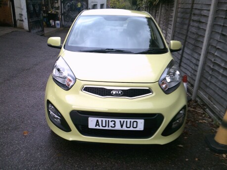 Kia Picanto 2 ONLY 13,000 MILES FROM NEW 5