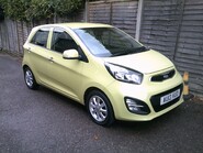 Kia Picanto 2 ONLY 13,000 MILES FROM NEW 1