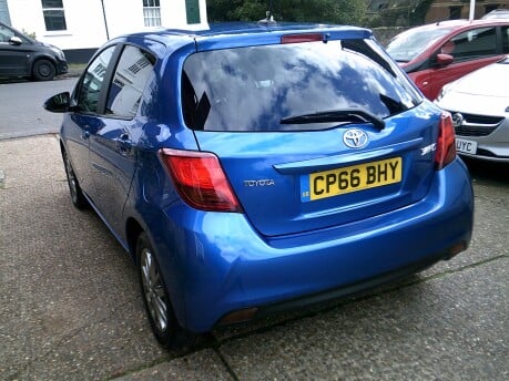 Toyota Yaris VVT-I ICON M-DRIVE S ONLY 22,000 MILES FROM NEW 15