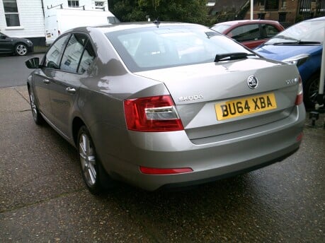 Skoda Octavia ELEGANCE TSI DSG ONLY 33,000 MILES FROM NEW 15