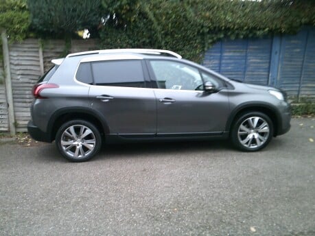 Peugeot 2008 PURETECH S/S ALLURE PREMIUM ONLY 17,000 MILES FROM NEW 4