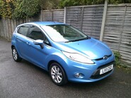 Ford Fiesta ZETEC ONLY 72,000 MILES FROM NEW 1