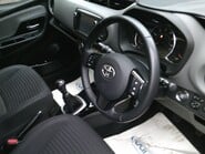 Toyota Yaris VVT-I DESIGN ONLY 43,000 MILES FROM NEW 7