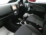 Toyota Yaris VVT-I DESIGN ONLY 43,000 MILES FROM NEW 12