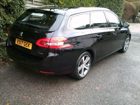 Peugeot 308 PURETECH S/S SW ALLURE ONLY 50,000 MILES FROM NEW 2