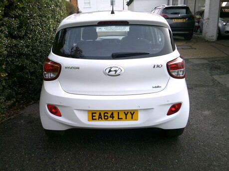 Hyundai i10 PREMIUM ONLY 25,000 MILES FROM NEW 5