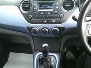 Hyundai i10 PREMIUM ONLY 25,000 MILES FROM NEW 11