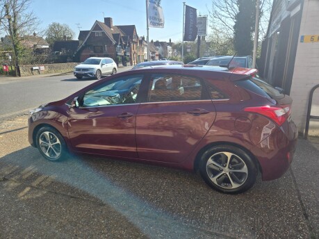 Hyundai i30 SE NAV ONLY 30,000 MILES FROM NEW 15