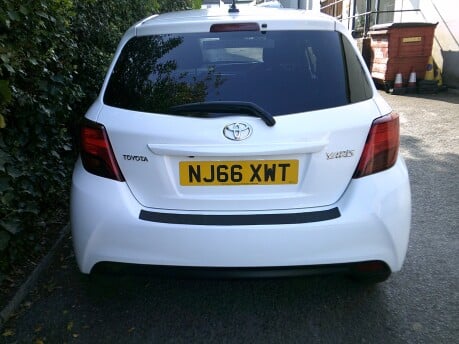 Toyota Yaris VVT-I ICON M-DRIVE S ONLY 49,000 MILES FROM NEW 6