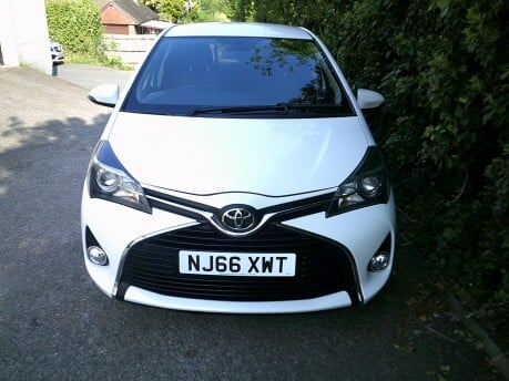 Toyota Yaris VVT-I ICON M-DRIVE S ONLY 49,000 MILES FROM NEW 5