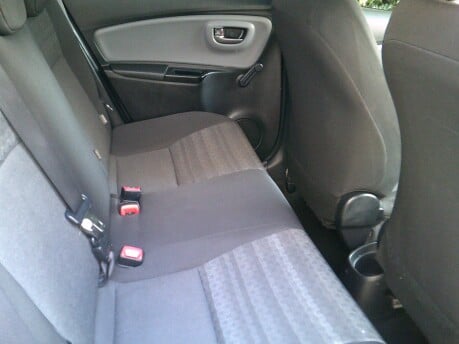Toyota Yaris VVT-I ICON M-DRIVE S ONLY 49,000 MILES FROM NEW 10