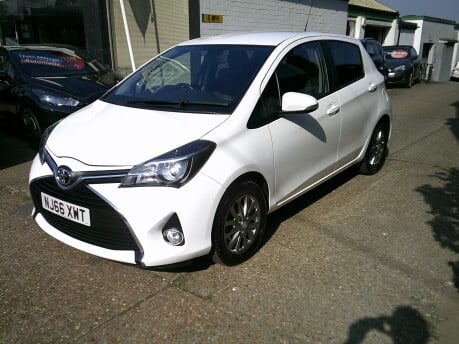 Toyota Yaris VVT-I ICON M-DRIVE S ONLY 49,000 MILES FROM NEW 12