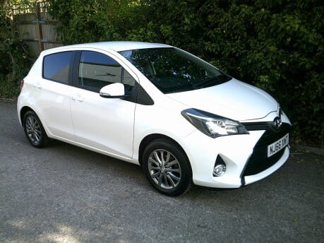 Toyota Yaris VVT-I ICON M-DRIVE S ONLY 49,000 MILES FROM NEW 1