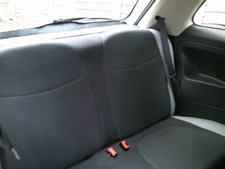 Fiat 500 POP DUALOGIC ONLY 21,000 MILES FROM NEW 10