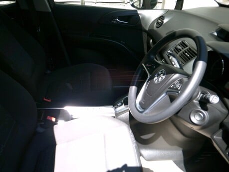 Vauxhall Meriva EXCLUSIV AC ONLY 32,000 MILES FROM NEW 9